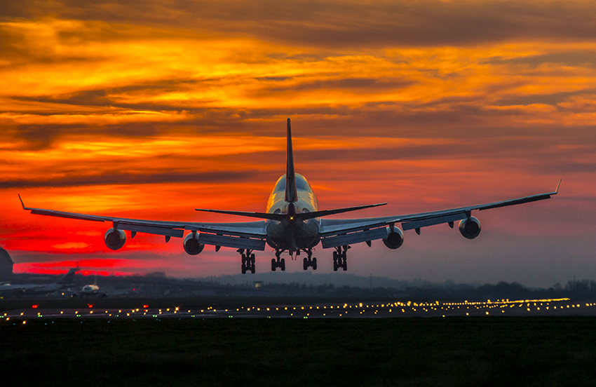 Heathrow location - plane taking off